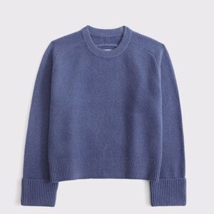 NWT Abercrombie Madeline Crew Sweater Size Medium